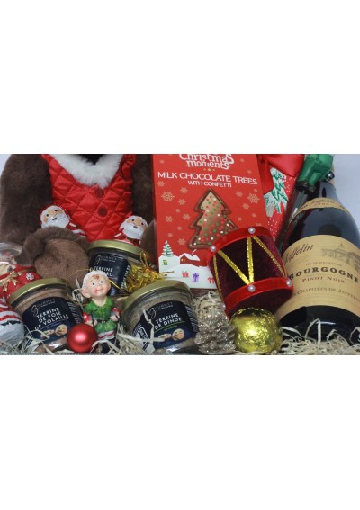 Burgundy wine Christmas gift basket